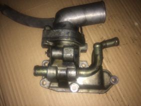 Isuzu  dmax çıkma euro 3 motor 2004-2007 model  termostad gövdesi